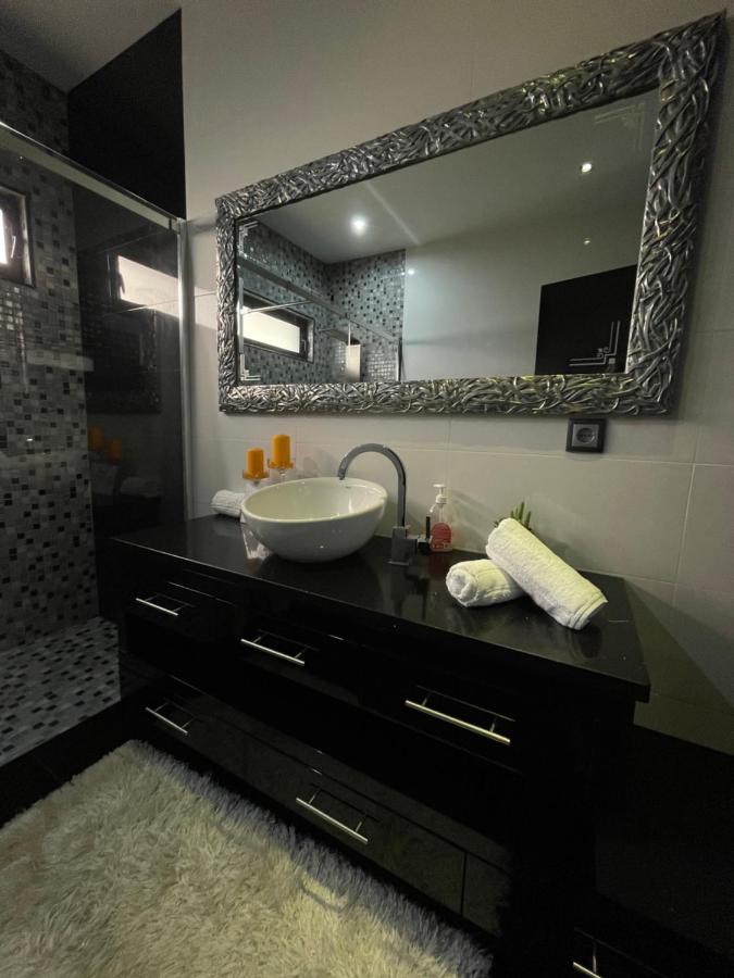Vivenda Luxuosa Villa Feteiras Dış mekan fotoğraf